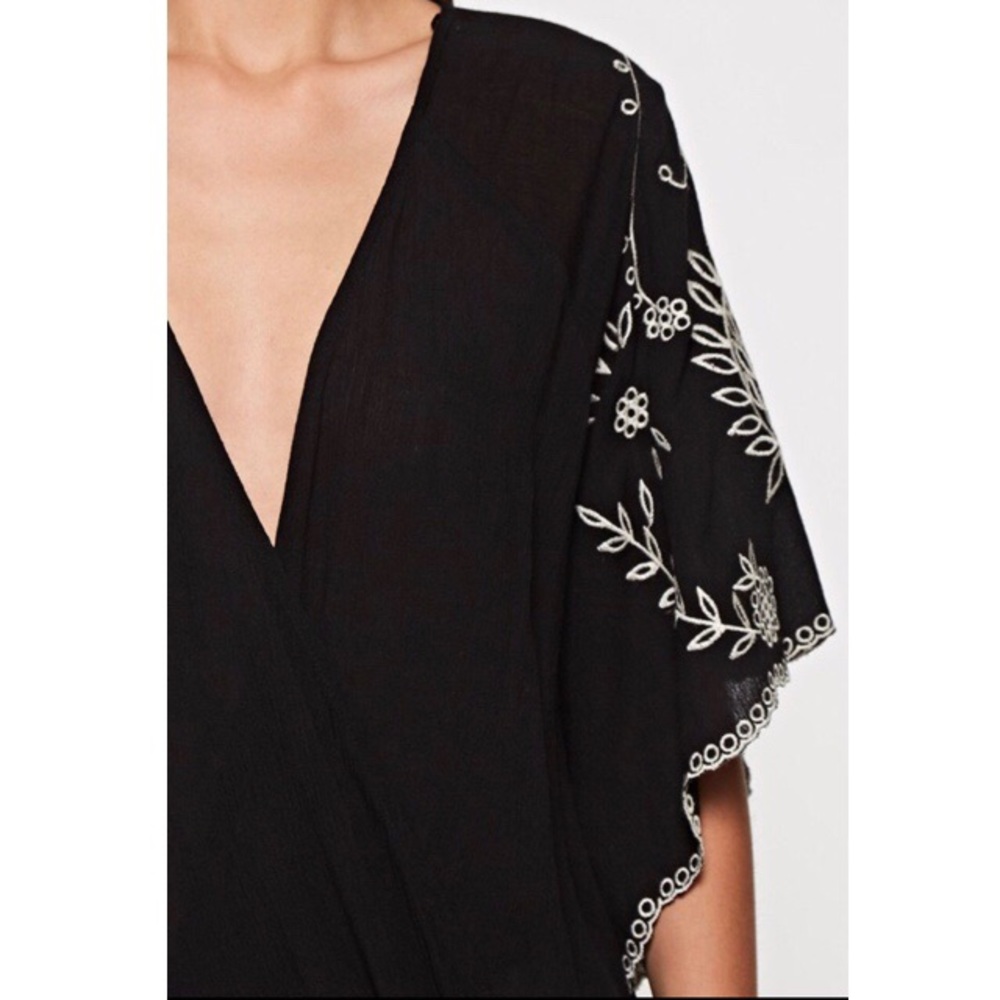 Last 1! ๐Wrap Front Top - Picture 5 of 7